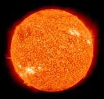 De hecho, en ciertos ambientes extremos, como las estrellas de neutrones, temperaturas extremas y la presión impiden la existencia de los átomos en lo absoluto. 